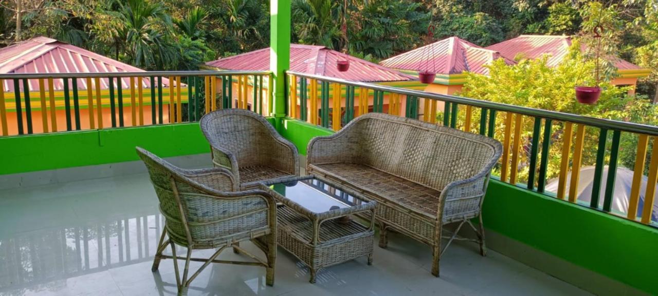 Prakriti Neerh Hotel Jyoti Gaon Eksteriør billede
